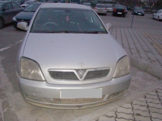 Opel furat din Anglia, depistat de Garda de Coastă